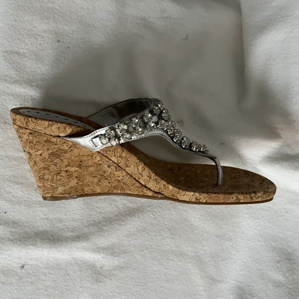 *Like New* Gianni Bini Cork Wedge ‘Rhinestone’ Flop Flop/Sandals - Picture 3 of 9